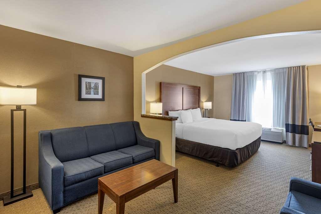 Comfort Inn & Suites Gillette Near Campbell Medical Center Номер фото